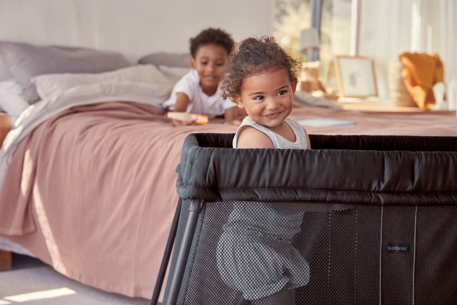 Find Your Dream Play Yard & Travel Crib