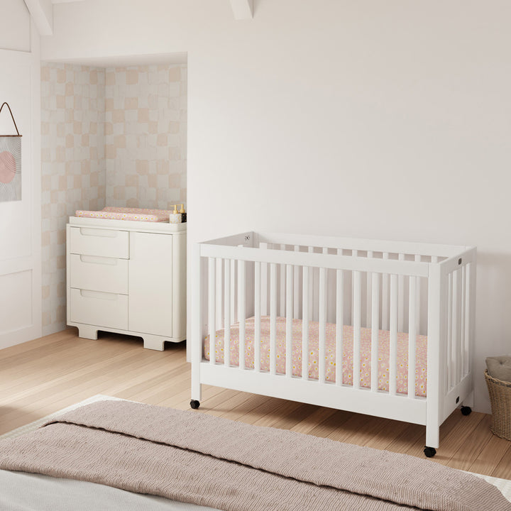 Maki Full-Size Folding Crib + Conversion Kit