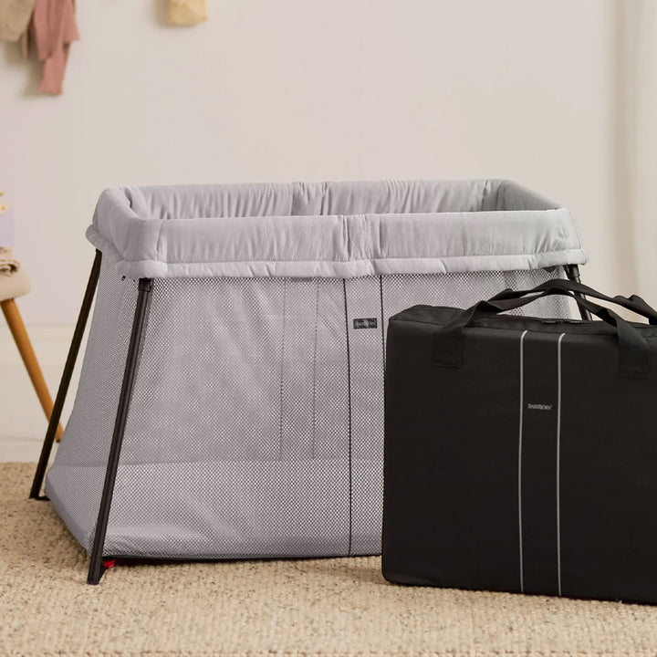 Travel Crib Light + Fitted Sheet Bundle