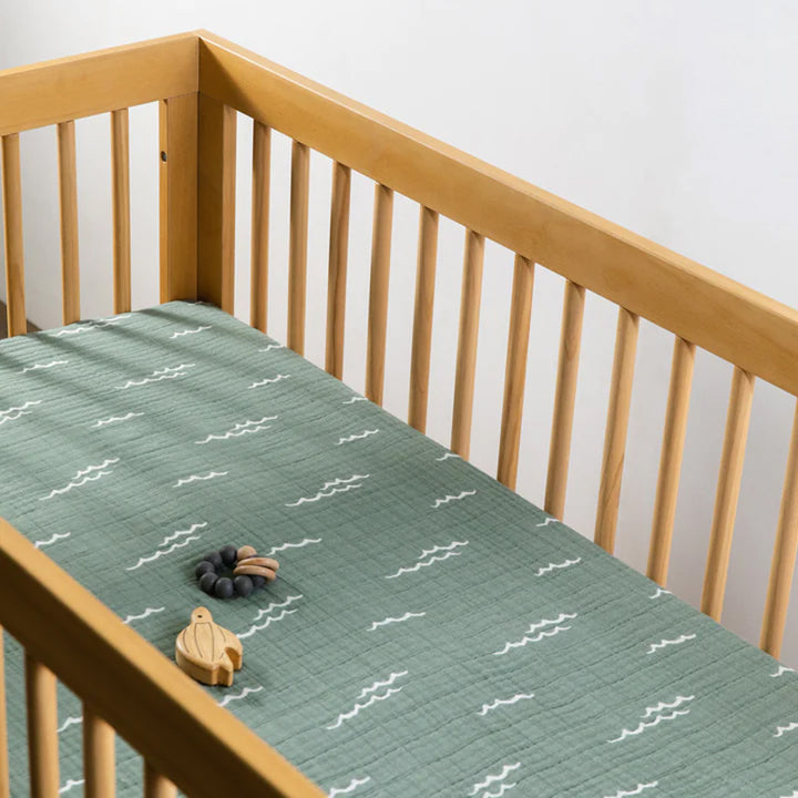 Crib Sheet In GOTS Certified Organic Muslin Cotton