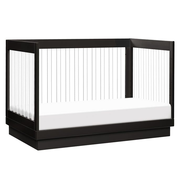 Harlow 3-in-1 Convertible Crib with Toddler Bed Conversion Kit