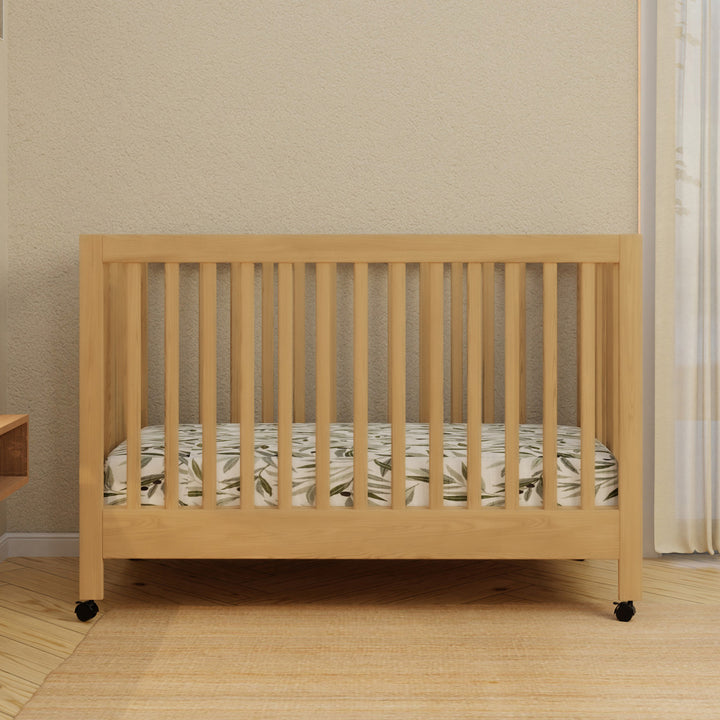 Maki Full-Size Folding Crib + Conversion Kit