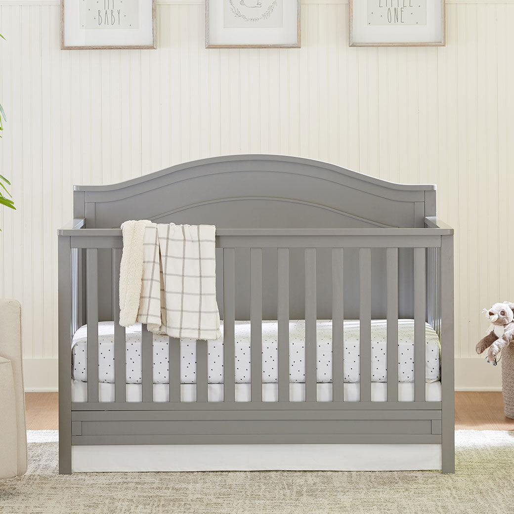 DaVinci Charlie 4 In 1 Convertible Crib Modern Nursery