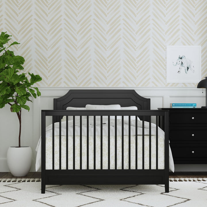 Chloe Regency 4-in-1 Convertible Crib