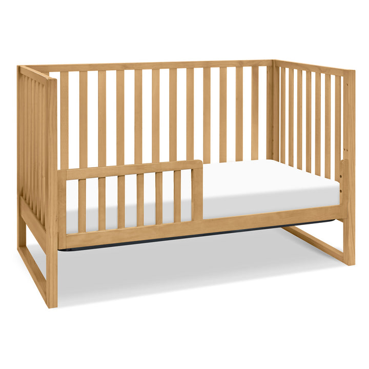 Hunter 3-in-1 Convertible Crib