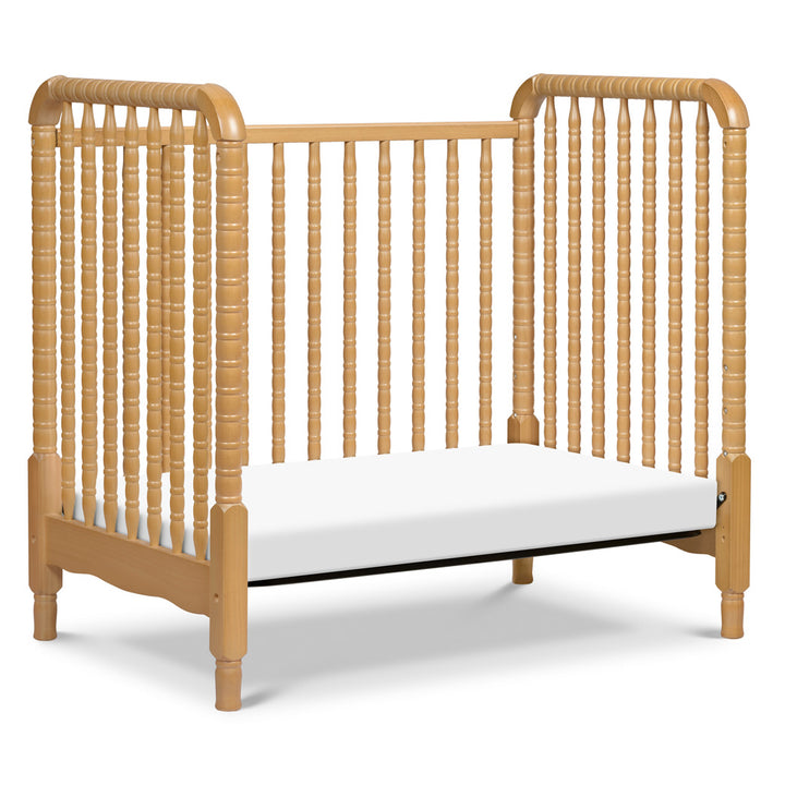 Jenny Lind 3-in-1 Convertible Mini Crib