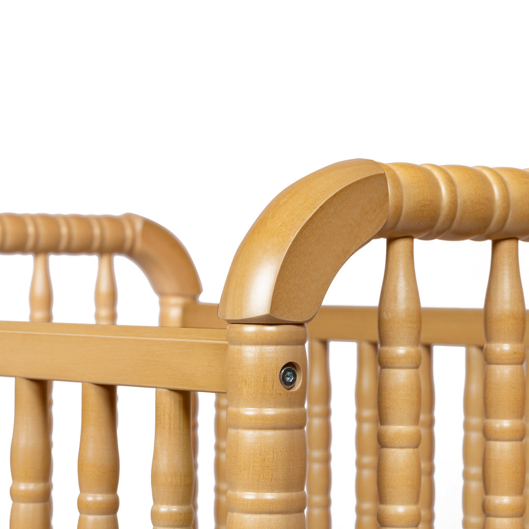 DaVinci Jenny Lind 3 in 1 Convertible Mini Crib Modern Nursery