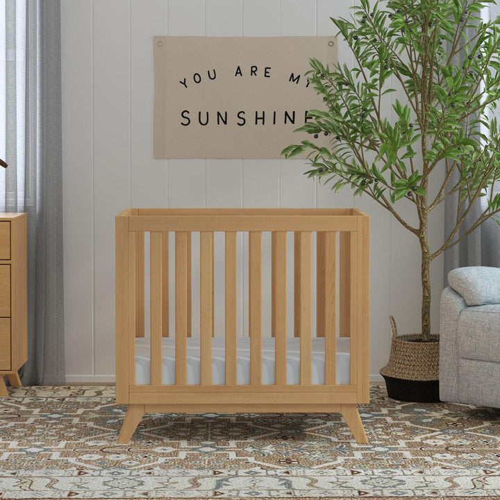 Otto 3-in-1 Convertible Mini Crib