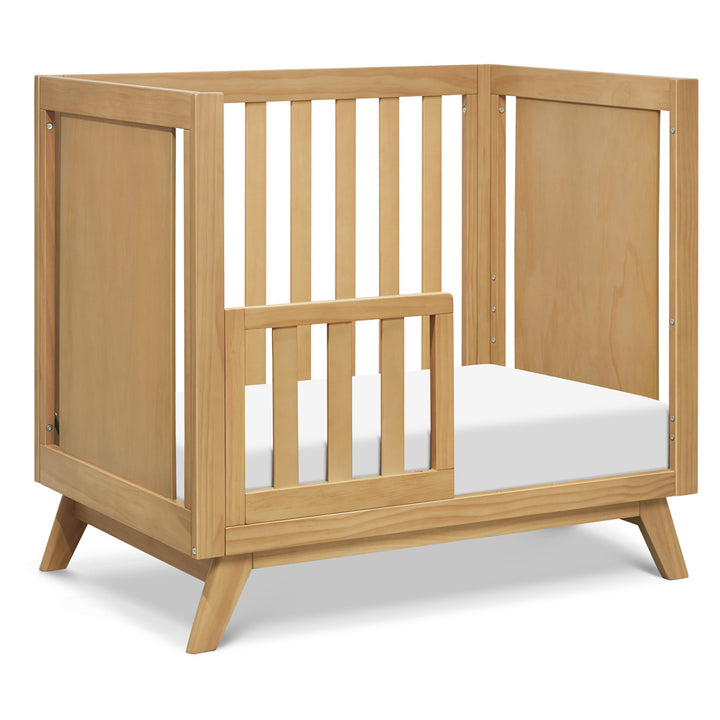 Otto 3-in-1 Convertible Mini Crib