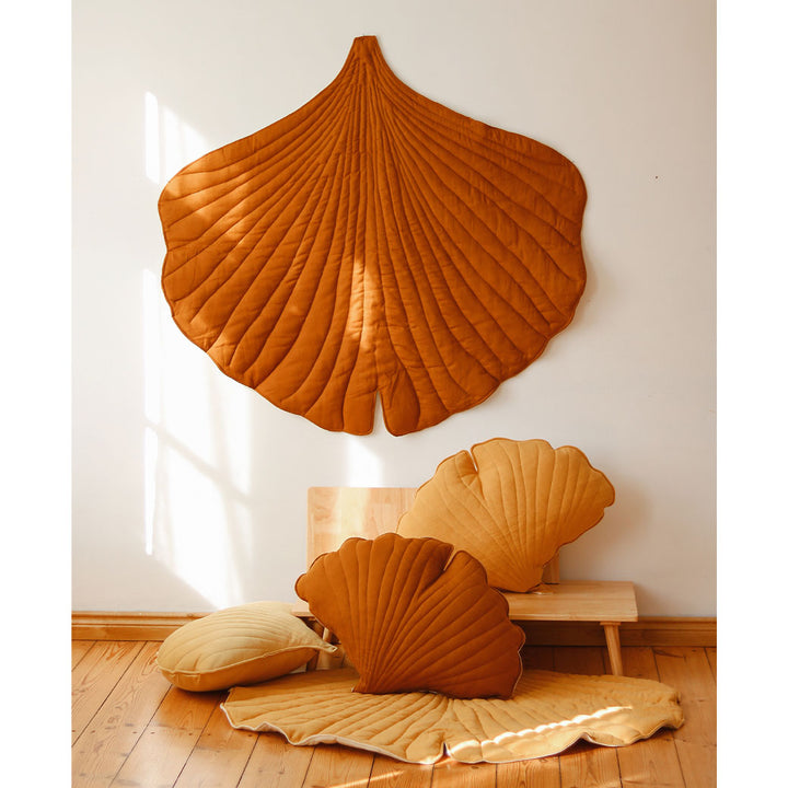 Linen Ginkgo Leaf Mat