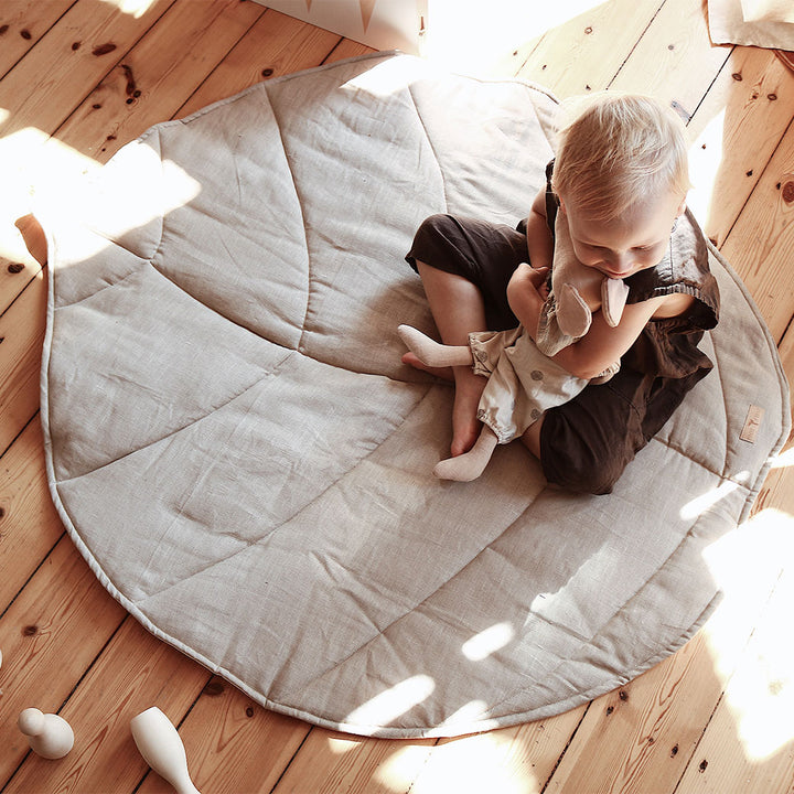 Linen Leaf Mat