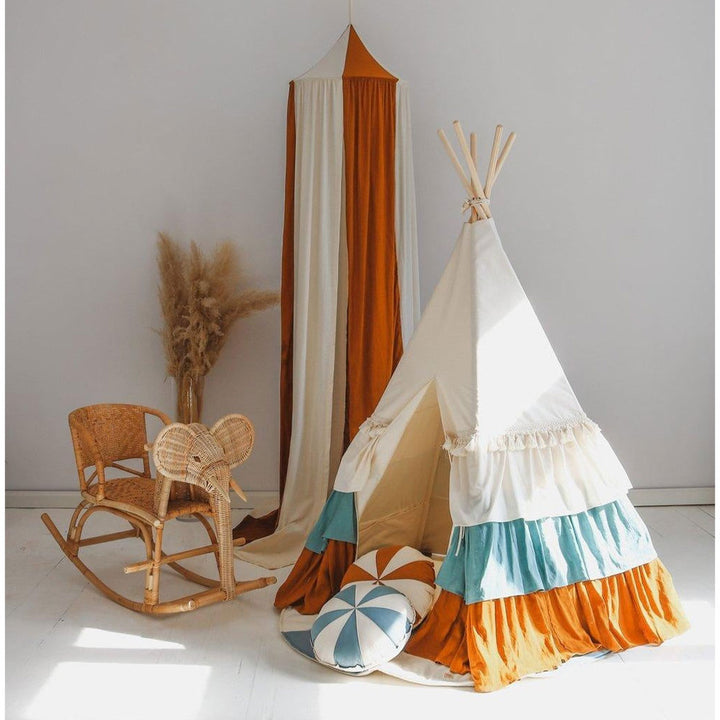 Teepee Tent with Frills