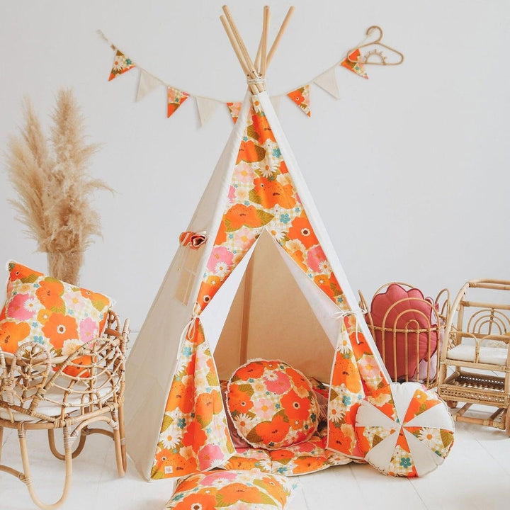 Teepee Tent with Pattern and Mat Set