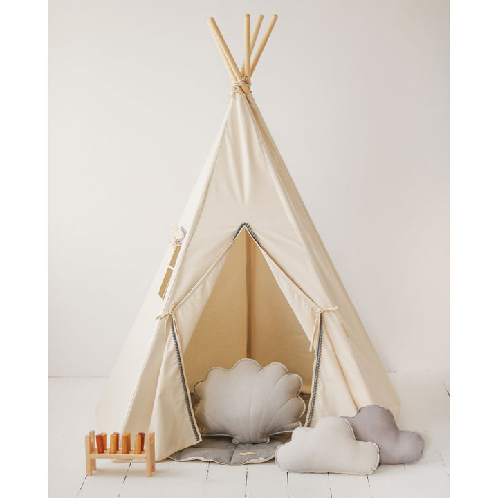 Teepee with Pompoms and Mat Set