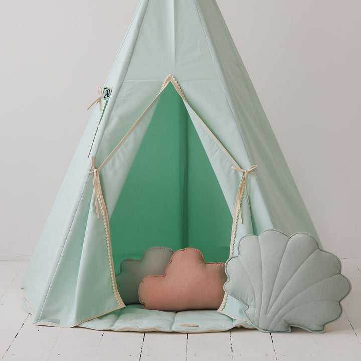 Teepee with Pompoms and Mat Set