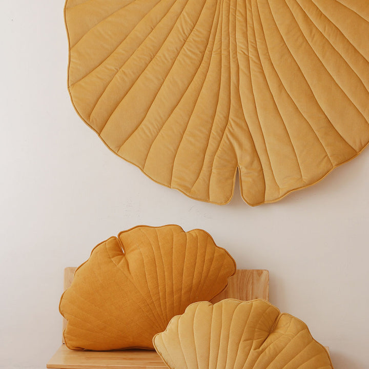 Velvet Ginkgo Leaf Mat