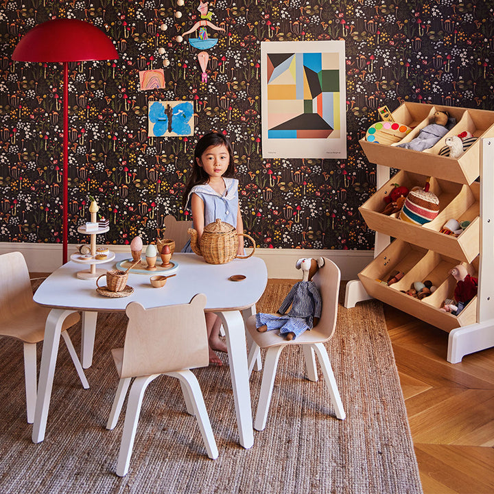 Play Table in White