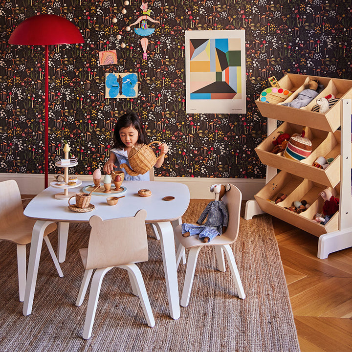 Play Table in White