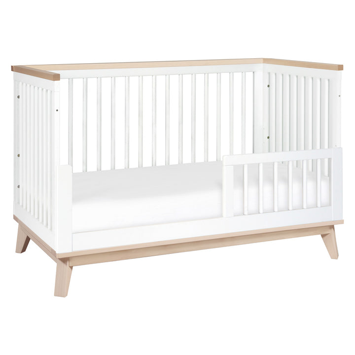 Scoot 3-in-1 Convertible Crib + Toddler Rail