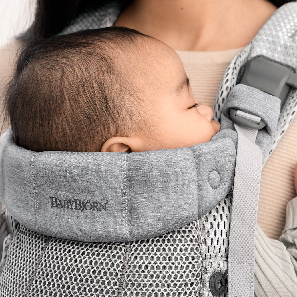 BABYBJÖRN Baby Carrier Harmony | Modern Nursery