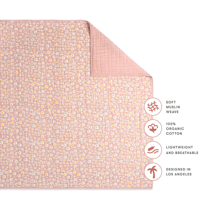 Features of Babyletto's Quilt In 3-Layer GOTS Certified Organic Muslin Cotton in -- Color_Daisy