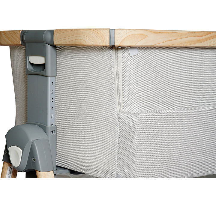 California Dreaming Bedside Bassinet