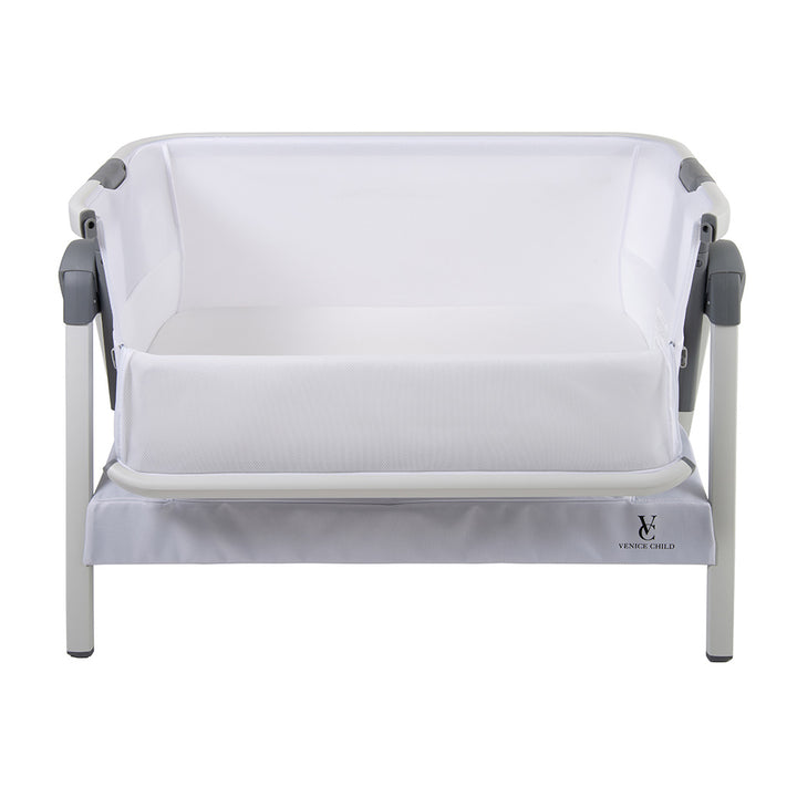 California Dreaming Bedside Bassinet