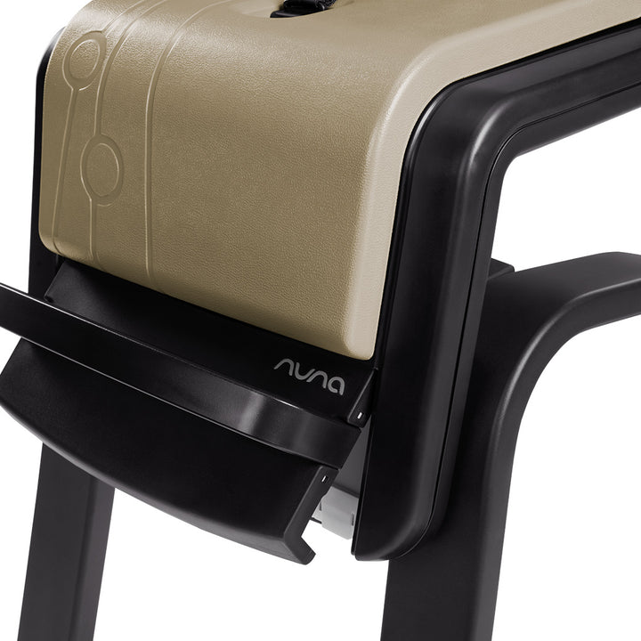 Zaaz High Chair