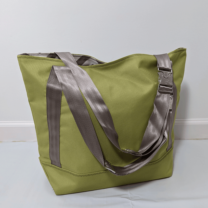 On The Move Bag